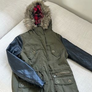 Military Jacket with faux leather arm